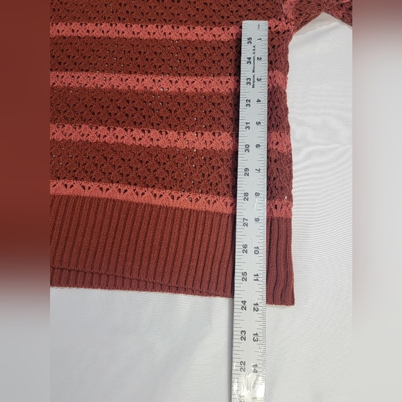 Melrose & Market Stripe V-Neck Pointelle Sweater In Rust-Red Stripe Size Small - Picture 5 of 10
